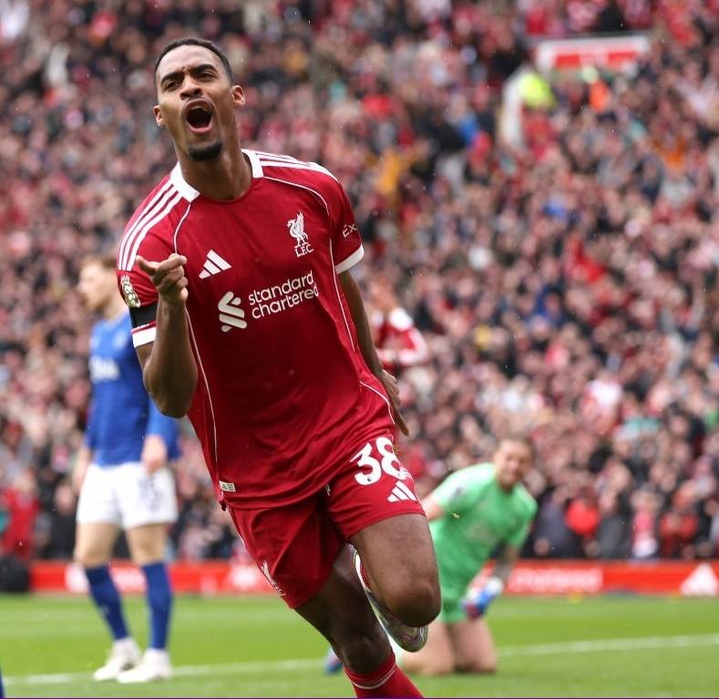 献外, 禁区内低射, src 献外, 禁区内低射, src