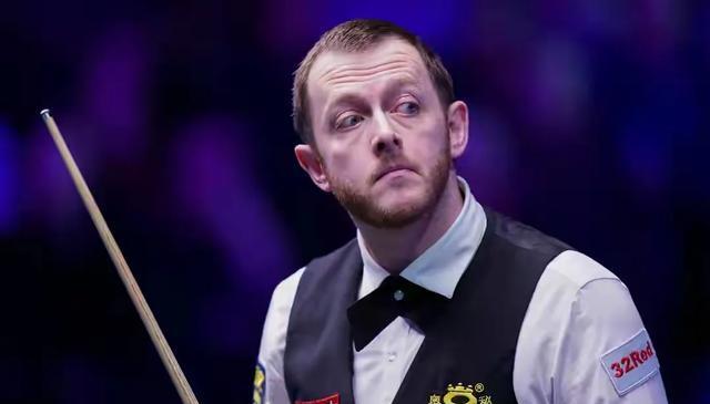 AA, 周跃龙的表, 开局 AA, 周跃龙的表, 开局